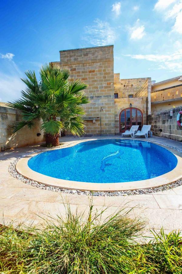 Il-Veduta Holiday Farmhouse With Sunny Private Pool In Island Of Gozo Gharb  Bagian luar foto
