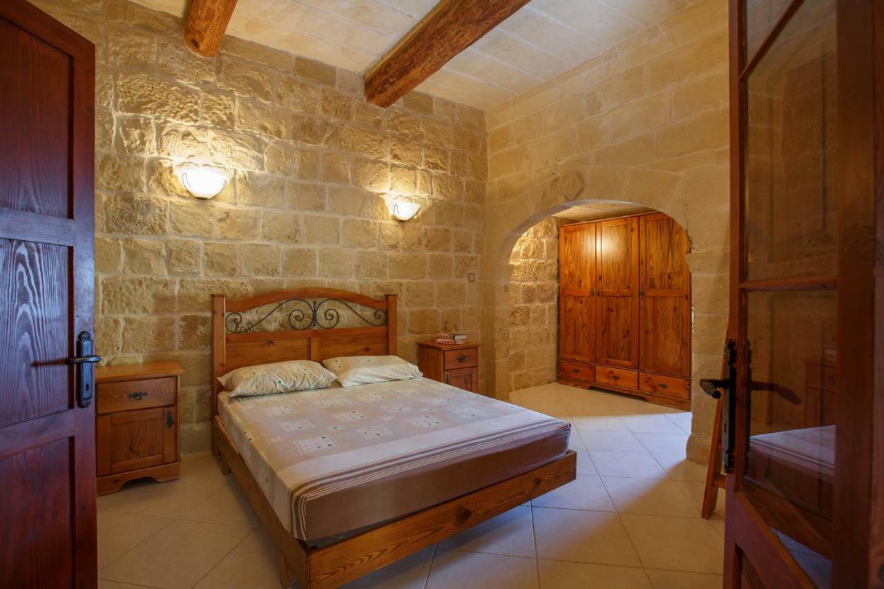 Il-Veduta Holiday Farmhouse With Sunny Private Pool In Island Of Gozo Gharb  Bagian luar foto